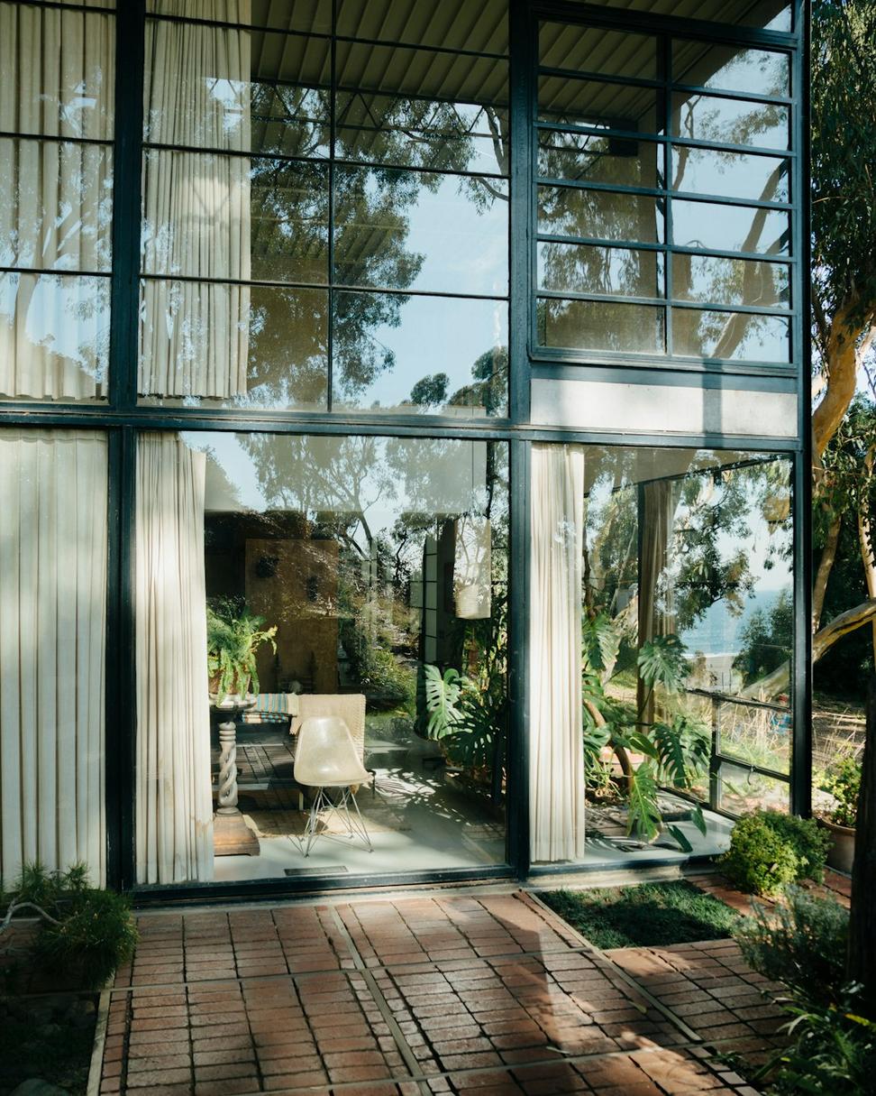 West Vancouver Residence